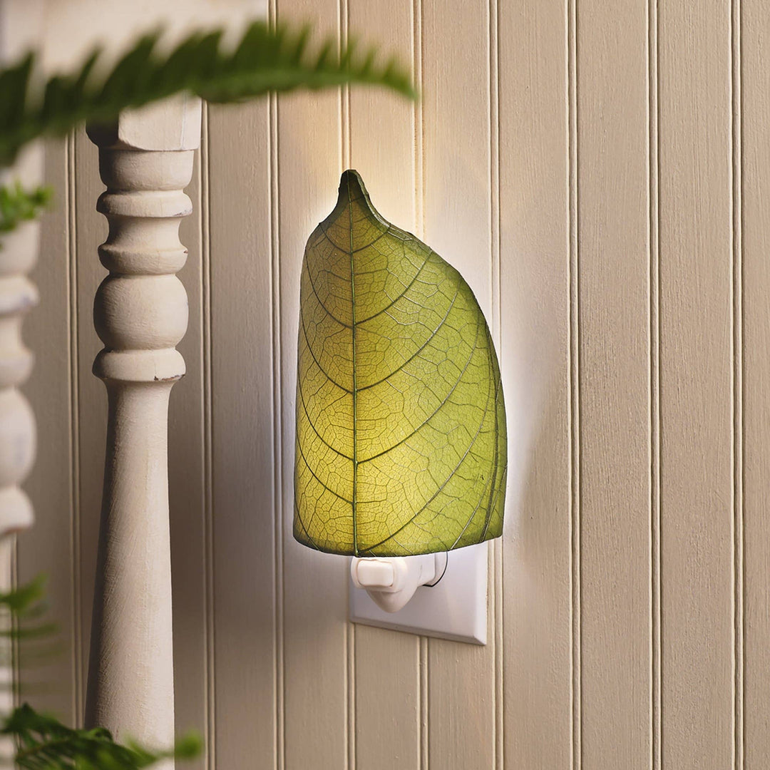 Leaf Nightlight Green