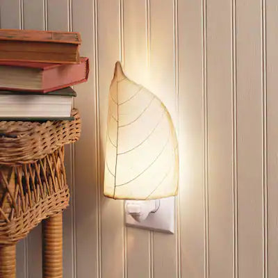 Leaf Nightlight Natural