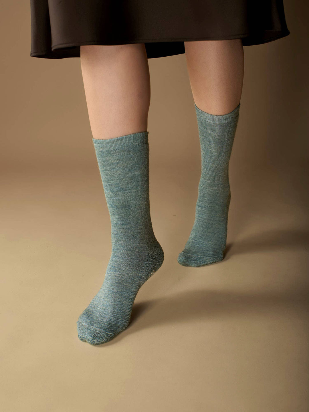 Solid Alpaca Socks | Light Cushion | Crew Socks