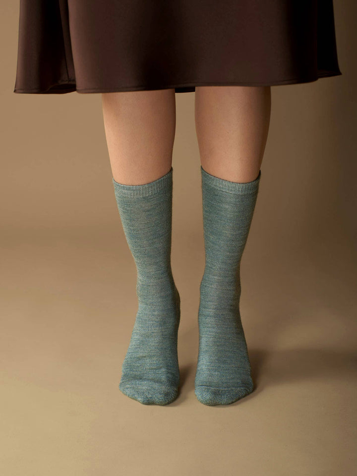Solid Alpaca Socks | Light Cushion | Crew Socks