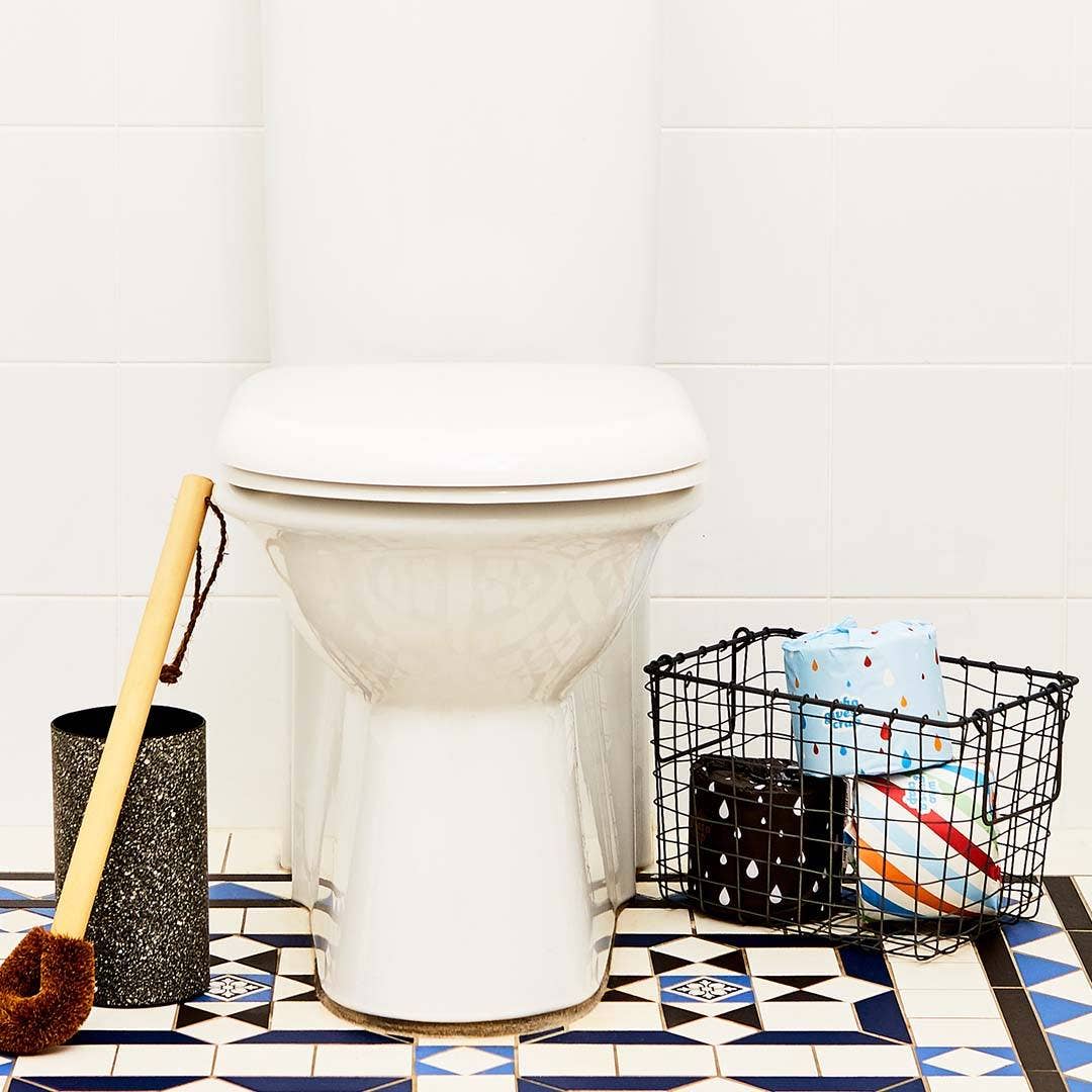 Toilet Brush & Holder   100% Plastic Free