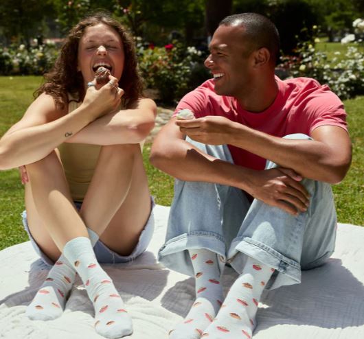 Socks that Provide Meals Conscious Step - Cupcake